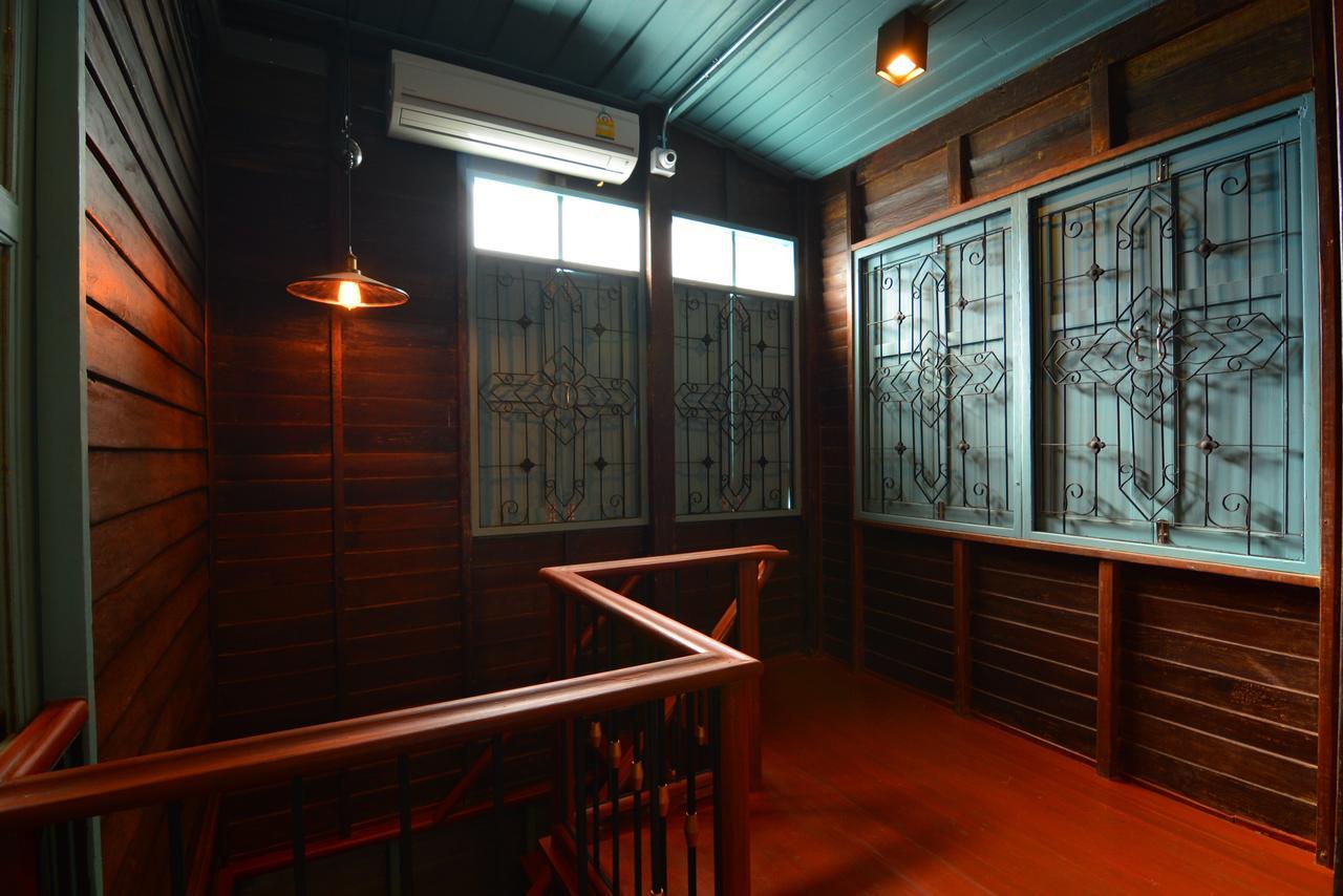 La Moon Hostel Bangkok Buitenkant foto