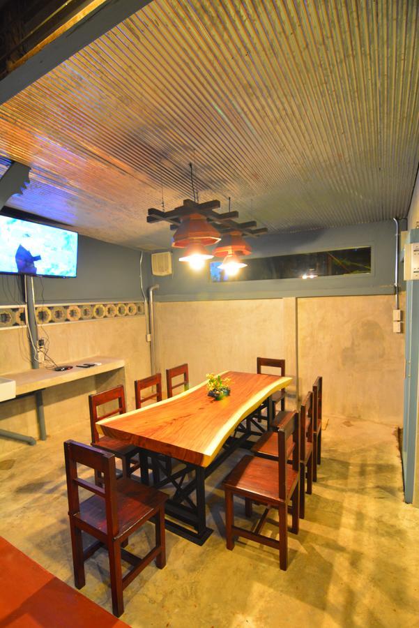 La Moon Hostel Bangkok Buitenkant foto