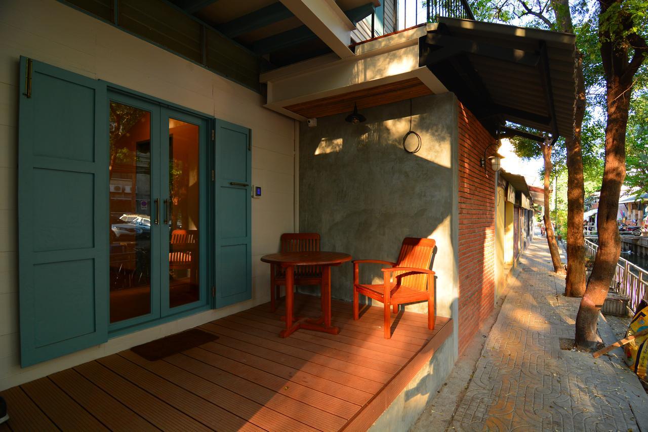 La Moon Hostel Bangkok Buitenkant foto