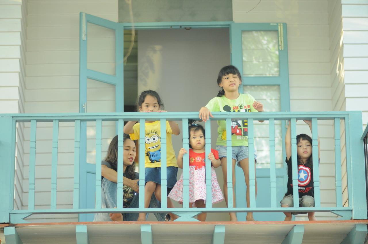 La Moon Hostel Bangkok Buitenkant foto